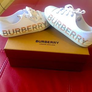 Burberry kid shoes (unisex) WORN ONCE